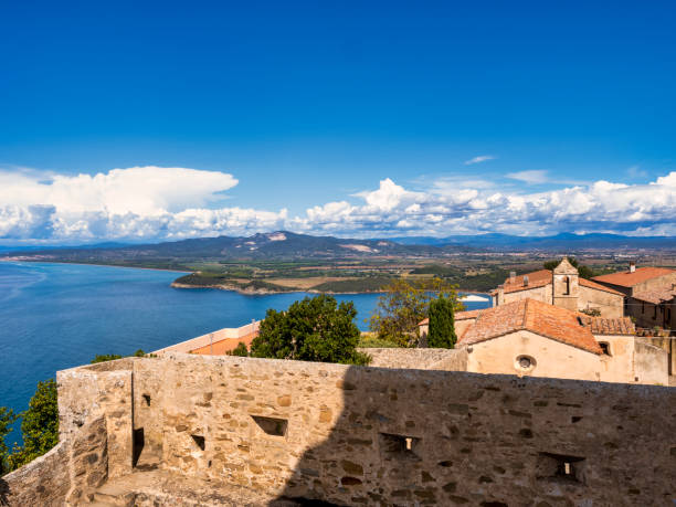 Il Golfo di Baratti visto da Populonia